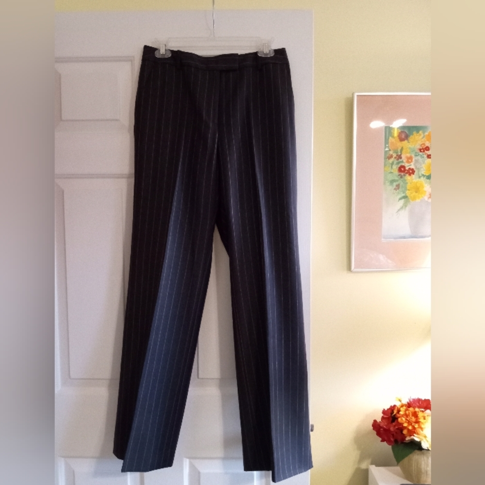 Ladies 346 Brooks Brothers Gray Trousers 6M